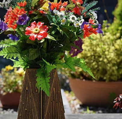décoration et poterie à Vézénobres près d'Alès dans le gard 30